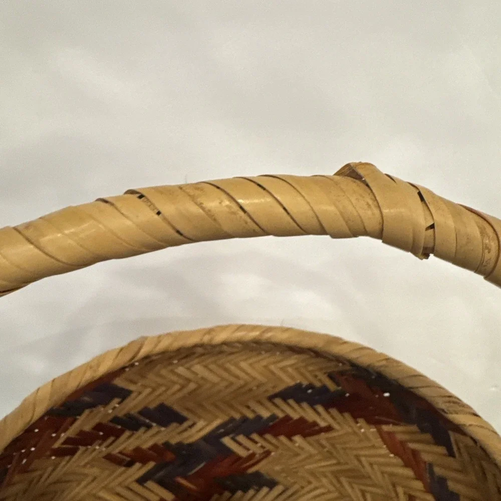 ANTIQUE CHOCTAW Medium Size Basket